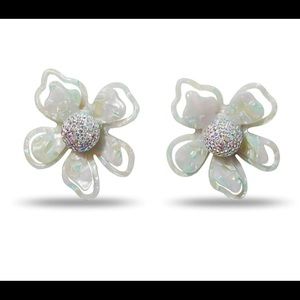 Lele Sadoughi Azalea Statement earring | ivory mint